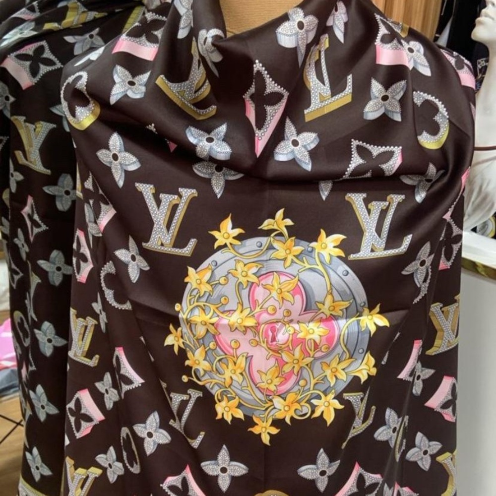 Multicolor Logo Scarf - Picture 6 of 8